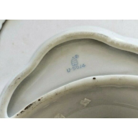 Vintage Crescent Shaped Pair of Victorian Style Side Dishes(Courting Couple) - Picture 8 of 12